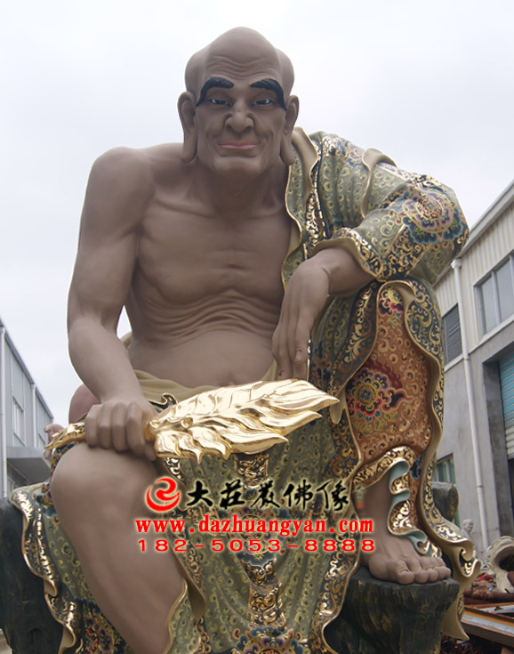 生漆脱胎戍博迦尊者彩绘佛像正面近照 生漆脱胎戍博迦尊者彩绘佛像正面近照