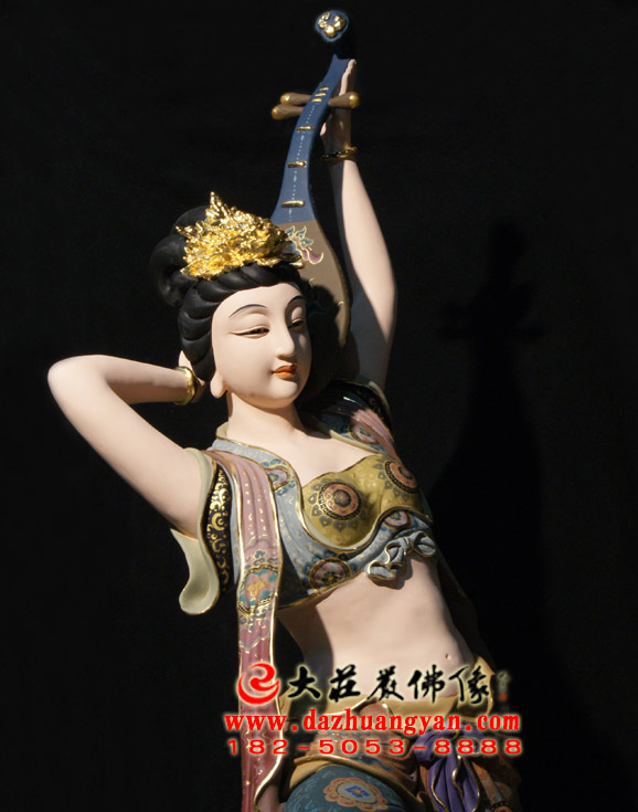 生漆脱胎反弹琵琶伎乐天彩绘神像侧面近照