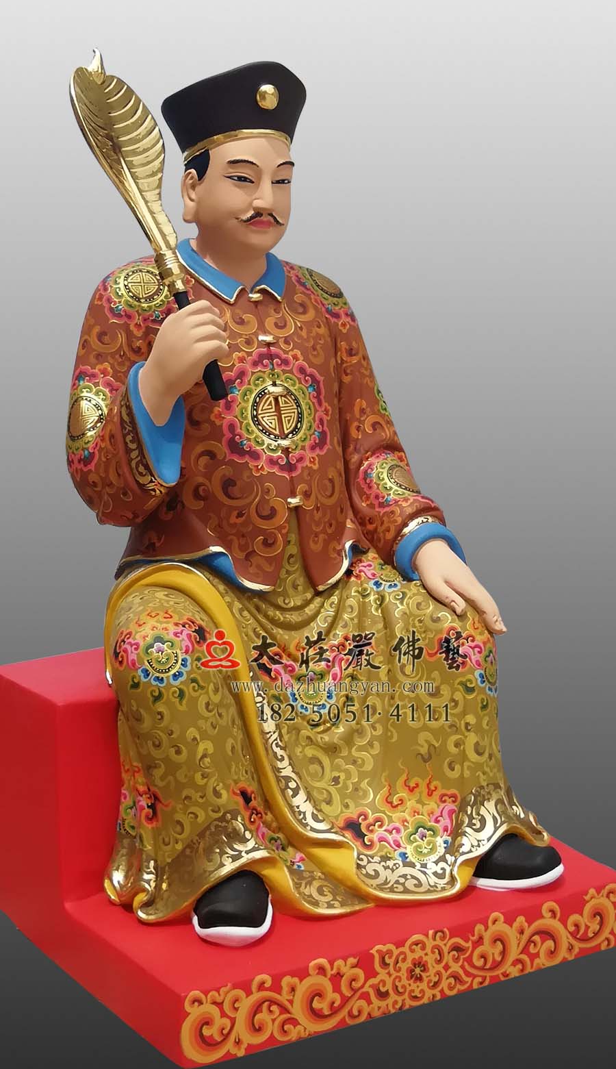 彩绘员外塑像