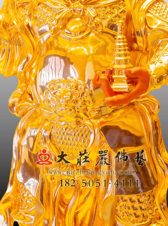 贴金四大天王之多闻天王局部特写