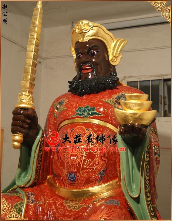 彩绘贴金武财神侧面近照