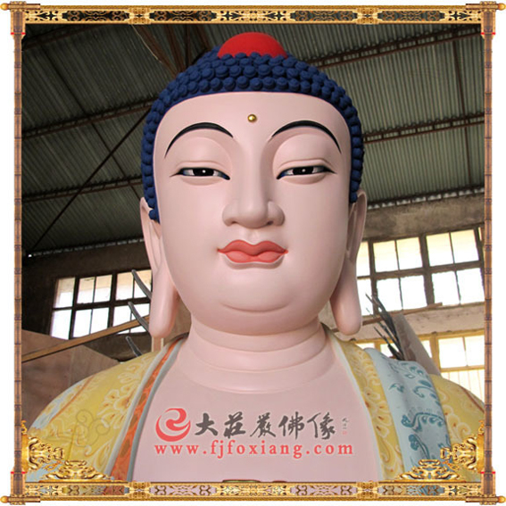 彩绘描金阿弥陀佛近照特写