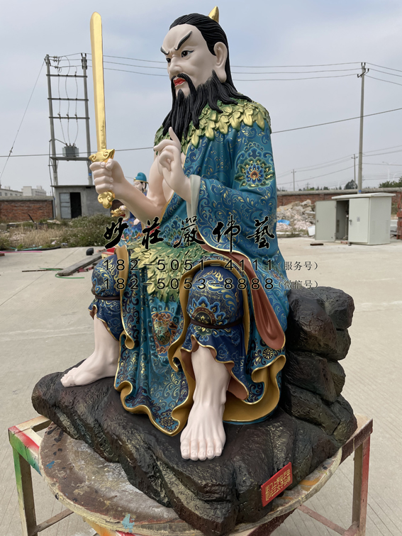 铜雕伏羲神像右侧实拍 伏羲神像右侧照