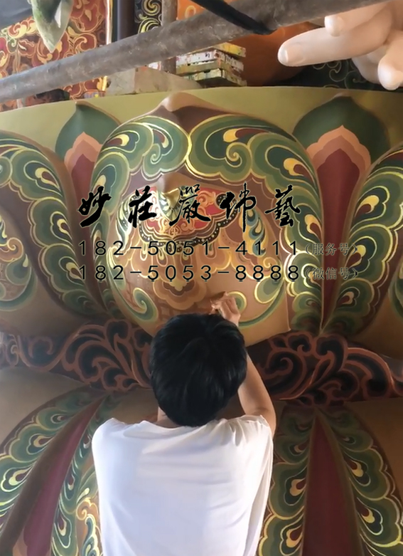 千手观音莲花底座现场彩绘