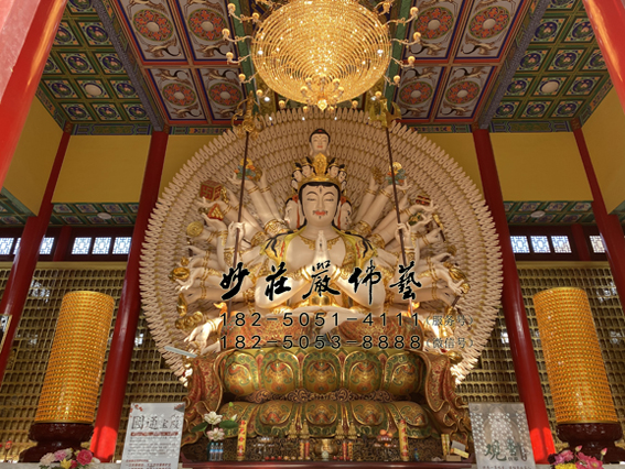 千手观音佛像整体彩绘完毕
