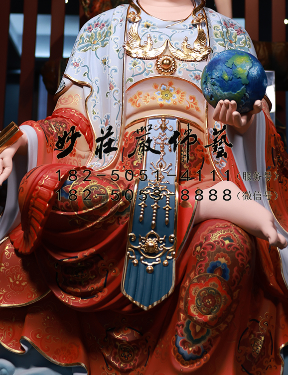 地母神像 地母局部特写