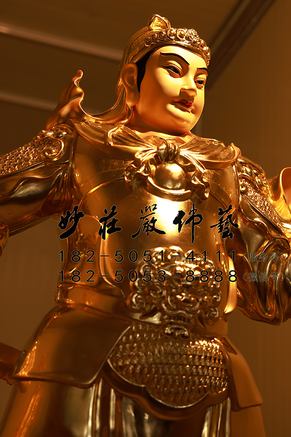 关平神像左侧近照