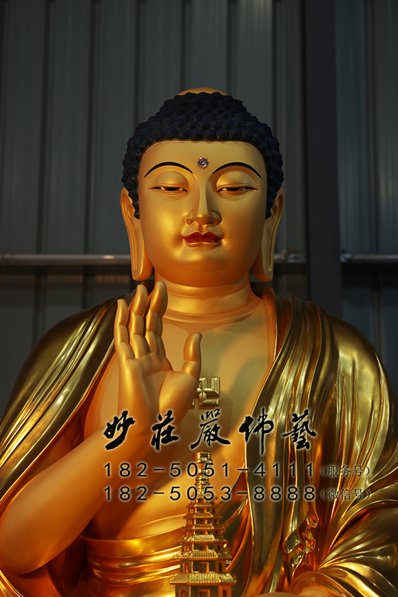 药师佛正面近照实拍图