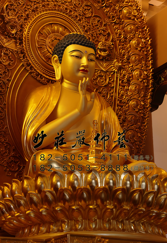 药师佛塑像左侧照