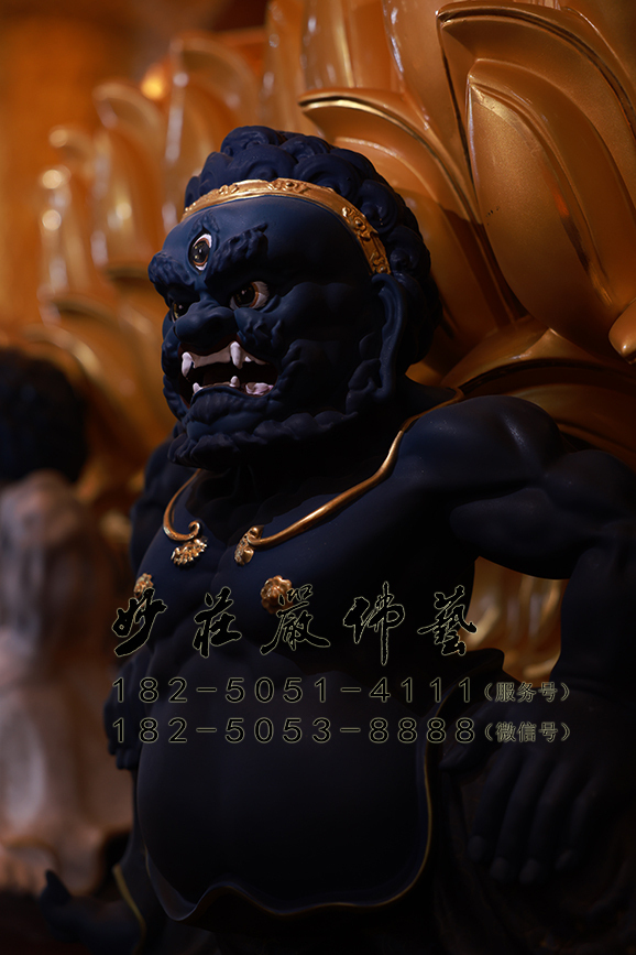 护法神彩绘神像