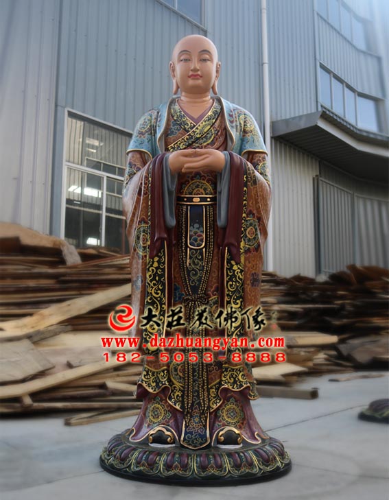 地藏王弟子之道明法师彩绘塑像正面照 地藏王弟子之道明法师彩绘塑像正面照