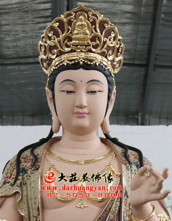 彩绘描金生漆脱胎华严三圣之普贤菩萨塑像特写 彩绘描金生漆脱胎华严三圣之普贤菩萨塑像特写