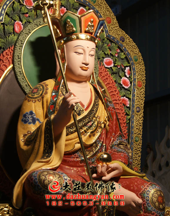 娑婆三圣之地藏菩萨生漆脱胎彩绘佛像侧面近照 娑婆三圣之地藏菩萨生漆脱胎彩绘佛像侧面近照