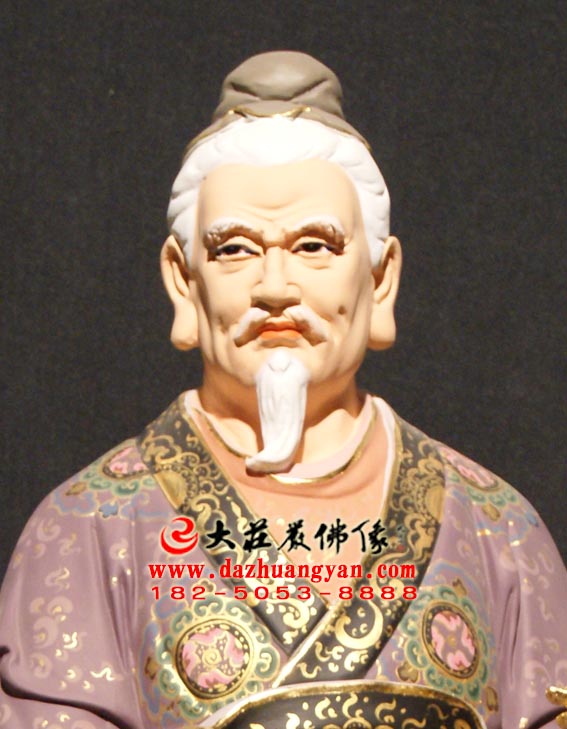 生漆脱胎长者身彩绘塑像特写 生漆脱胎长者身彩绘塑像特写