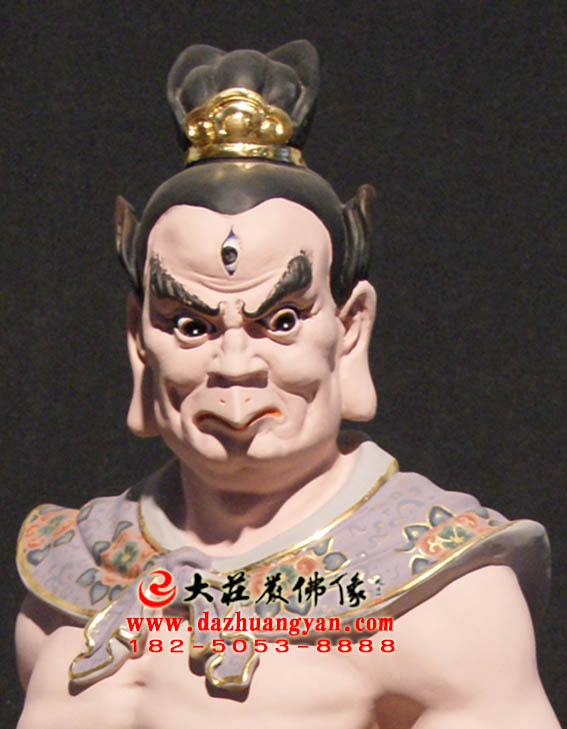 彩绘描金生漆脱胎迦楼罗身塑像特写 彩绘描金生漆脱胎迦楼罗身塑像特写