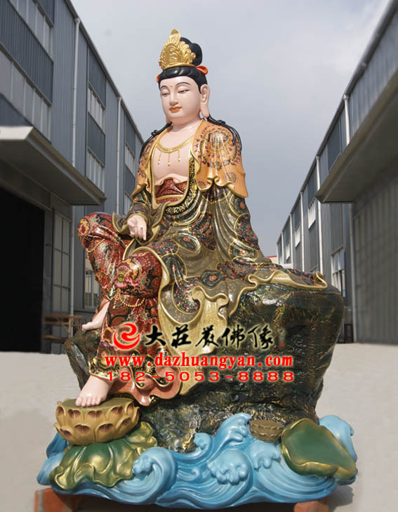 生漆脱胎如意观音彩绘塑像侧面照 生漆脱胎如意观音彩绘塑像侧面照